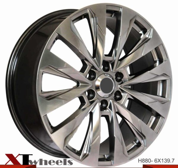 20 and 22 inch hyper black Toyota Land Cruiser 2022 alloy wheel