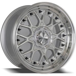 17″ machined silver alloy wheels