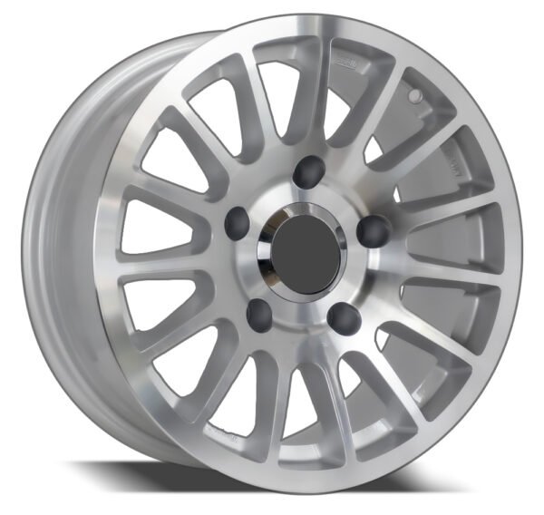 Land Cruiser 16" machined silver alloy wheels